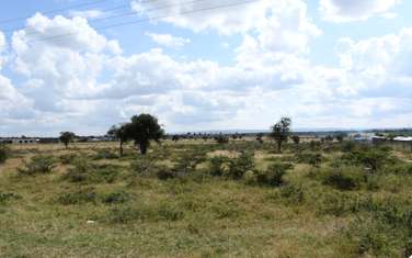  1 ac commercial land for sale in Isinya