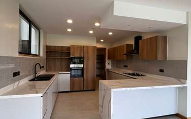4 Bed Apartment with En Suite at Peponi Road