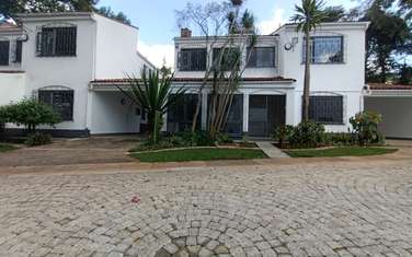 4 Bed House with En Suite in Muthaiga