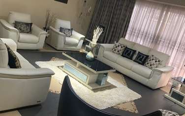 Furnished 3 Bed Apartment in Riverside