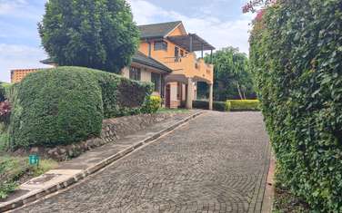 6 Bed House with Garden at Miotoni Road