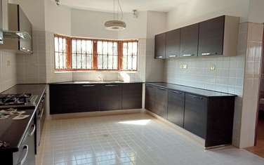 4 Bed Townhouse with En Suite at Mimosa Road
