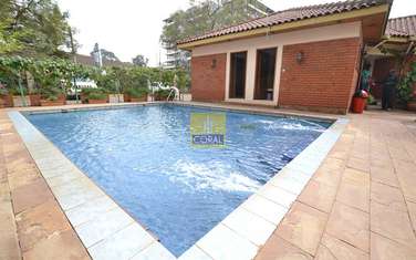 3 Bed Apartment with Swimming Pool in Spring Valley