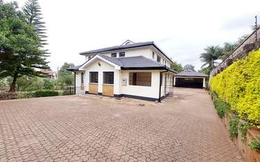 4 Bed House with En Suite at Runda