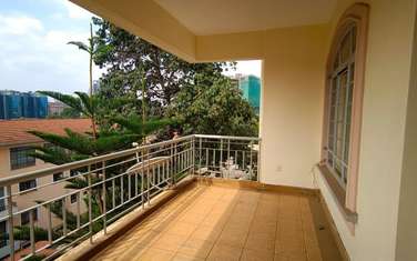 3 Bed Apartment with En Suite at Riverside Drive.