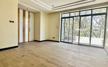 5 Bed Townhouse with En Suite in Lavington