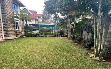5 Bed Townhouse with Garage in Lavington