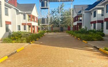5 Bed Villa with En Suite at Thome