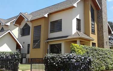 4 Bed House with En Suite at Summerfield Estate