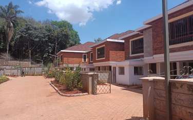 5 bedroom townhouse for rent in Spring Valley