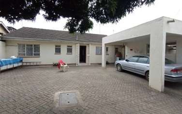 3 Bed House with En Suite at South B