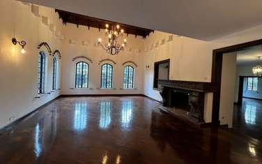 7 Bed House with En Suite in Kitisuru