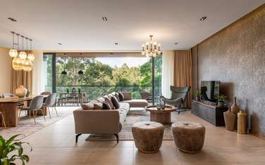 3 Bed Apartment with En Suite in Spring Valley