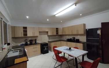 Furnished 2 Bed Apartment with En Suite at Wes