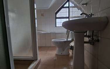 4 Bed Townhouse with En Suite in Brookside