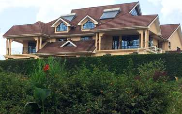 7 Bed Villa with En Suite in Runda