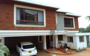 5 Bed Townhouse with En Suite at Shanzu Rd