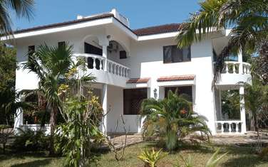 3 Bed Townhouse with Swimming Pool at Mtwapa Creek