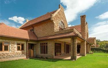 5 Bed House with En Suite in Karen