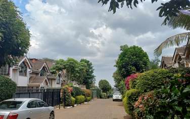 5 Bed Townhouse with Swimming Pool in Lavington
