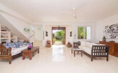 4 Bed House with En Suite in Vipingo