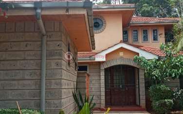 5 Bed Townhouse with En Suite in Westlands Area