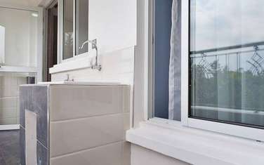 3 Bed Apartment with En Suite in Kasarani