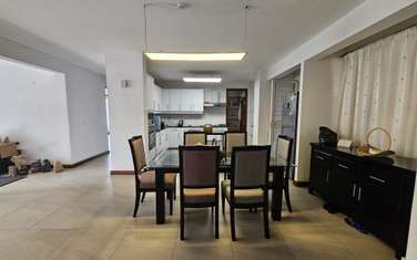 4 Bed Apartment with En Suite at 6Th Parklands