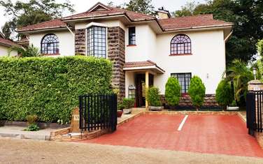5 Bed Townhouse with En Suite in Loresho