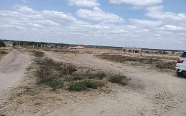 450 m² Land at Lechani