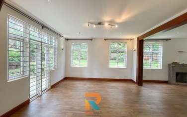 5 Bed Townhouse with En Suite at Rosslyn Lone Tree