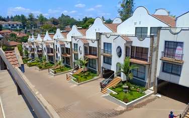 5 Bed Townhouse with En Suite at Brookside Drive