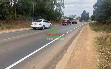 0.4 ha Commercial Property  in Gikambura