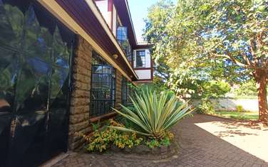 4 Bed House with En Suite at Runda