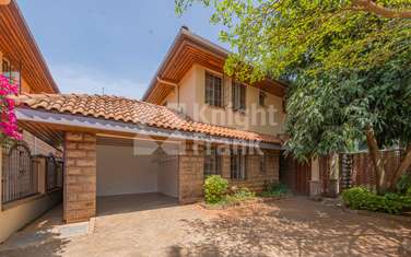 4 Bed Townhouse with En Suite in Kyuna