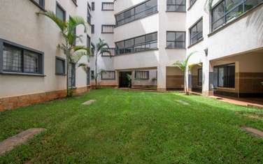 3 Bed Apartment with En Suite in Rhapta Road