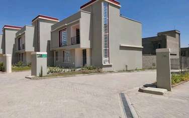 4 Bed Townhouse with En Suite in Kitengela