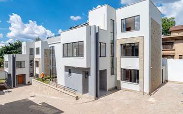 5 Bed Townhouse with En Suite at Mbambane