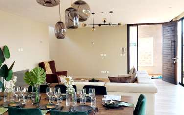 5 Bed House with En Suite at Near Sabis