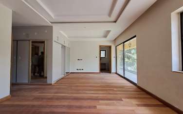 5 Bed Apartment with En Suite in Kitisuru