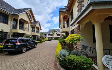 4 Bed Townhouse with Garage in Kileleshwa