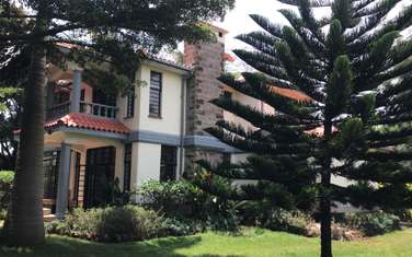 5 Bed Townhouse with En Suite in Rosslyn