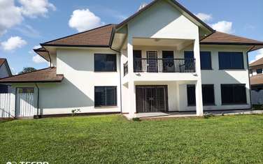 4 Bed Townhouse with En Suite at Off Kiambu Rd