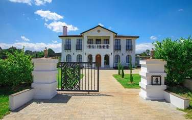 4 Bed Townhouse with En Suite in Tigoni