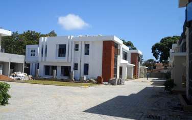 4 bedroom villa for sale in Nyali Area
