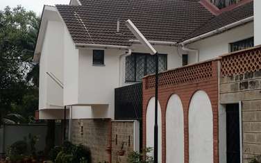 4 Bed Townhouse with En Suite at Brookside Road