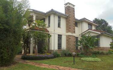 4 Bed House with Gym at Red Hill Road