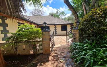 3 Bed House with En Suite in Rosslyn