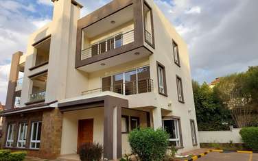 5 Bed Townhouse with En Suite at Ndoto Road