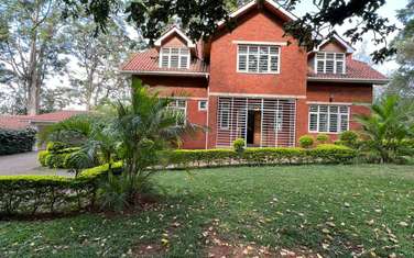 5 Bed Townhouse with En Suite at Rosslyn Lone Tree